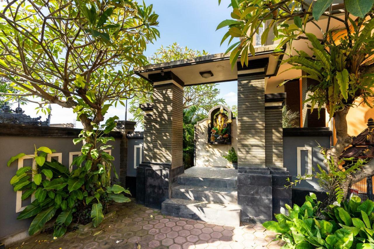 Oyo 922 Pp Dream Guest House Lovina (Bali) Exterior photo